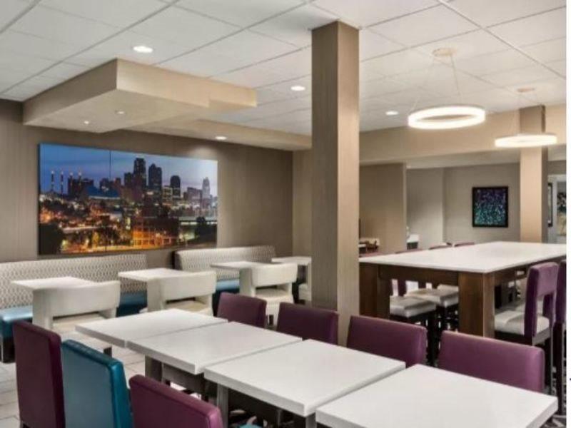 Baymont By Wyndham Springfield I-44 Hotell Exteriör bild